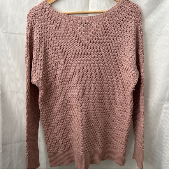 AmericanEagle V-Neck Knit Sweater - Picture 3 of 4